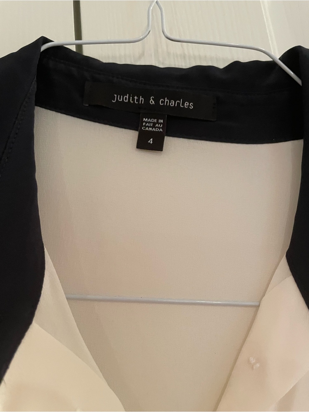 Judith & Charles Cream Blouse with Black Collar - Picture 2 of 5